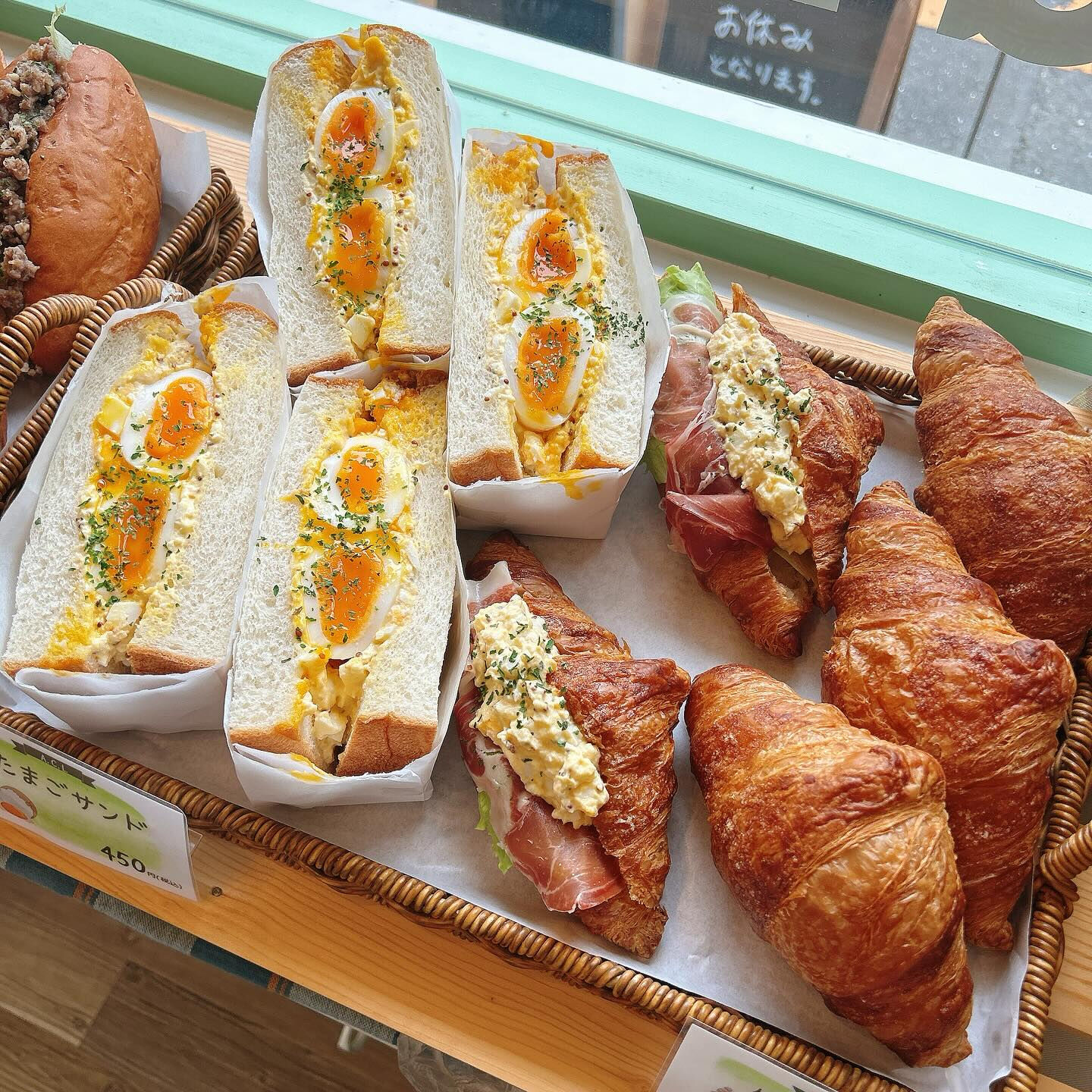 【本日新作のポークピッツドック（チリコンカーン）出してます🌭