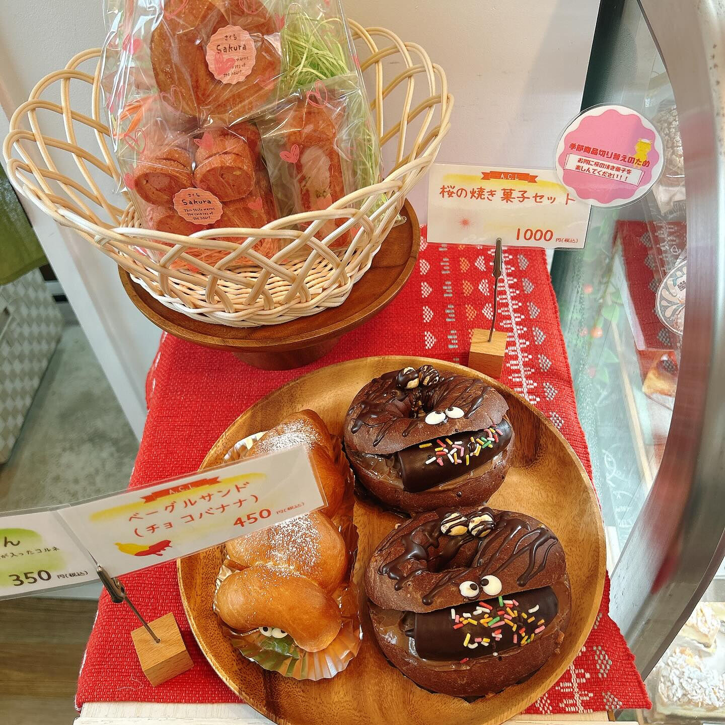 【本日新作のポークピッツドック（チリコンカーン）出してます🌭