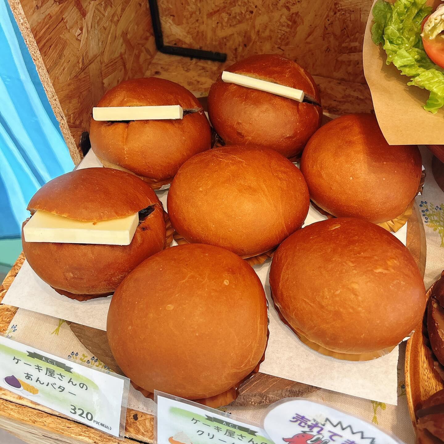 【本日はホットドック（チリコンカーン）出してます🌭】