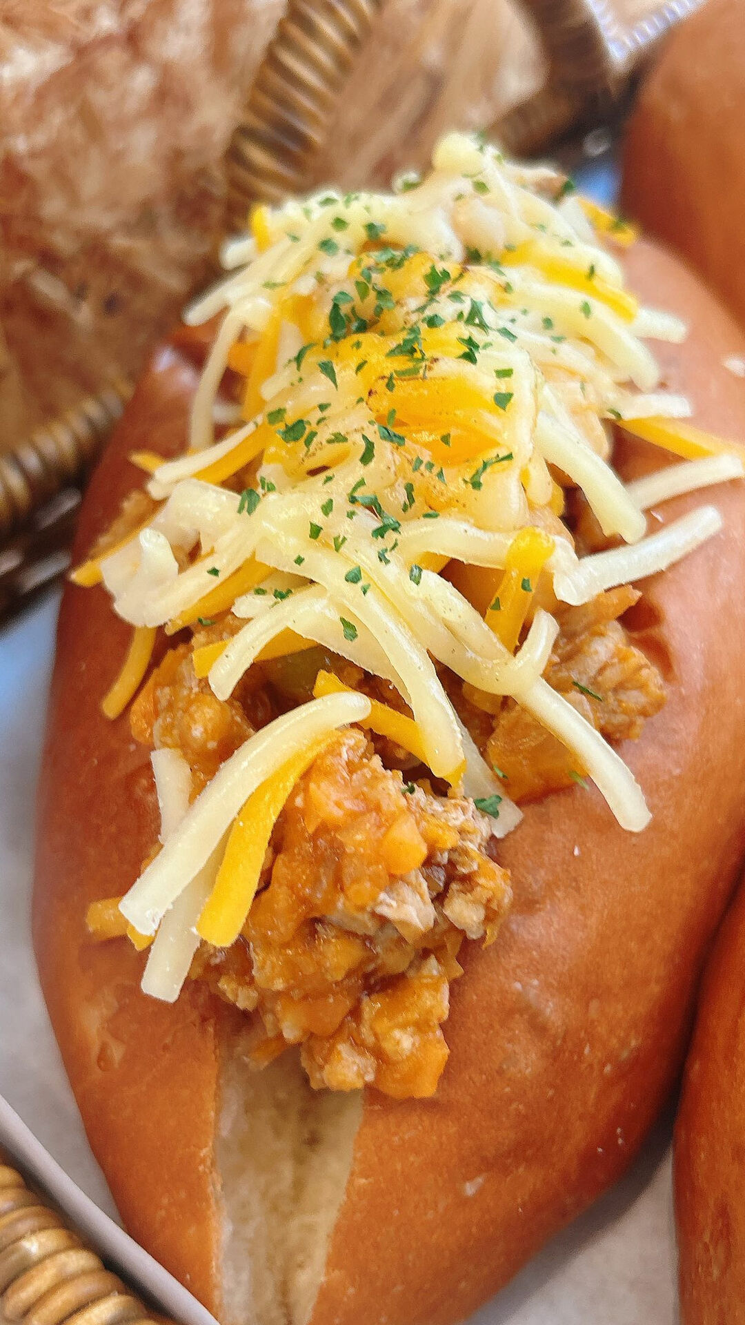 【本日はホットドック（チリコンカーン）出してます🌭】